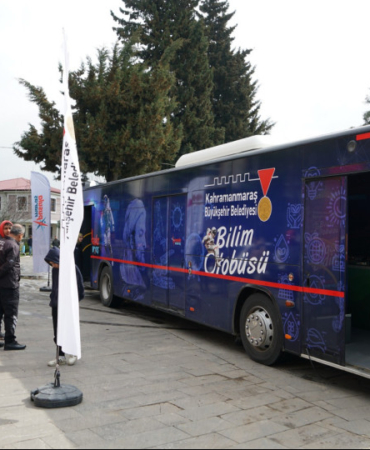 bilim_otobusu_2.jpg