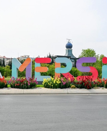 mersin-buyuksehir-ramazan-bayrami-icin-hazirliklarini-tamamladi-1jpg-49560620260317091444.jpg