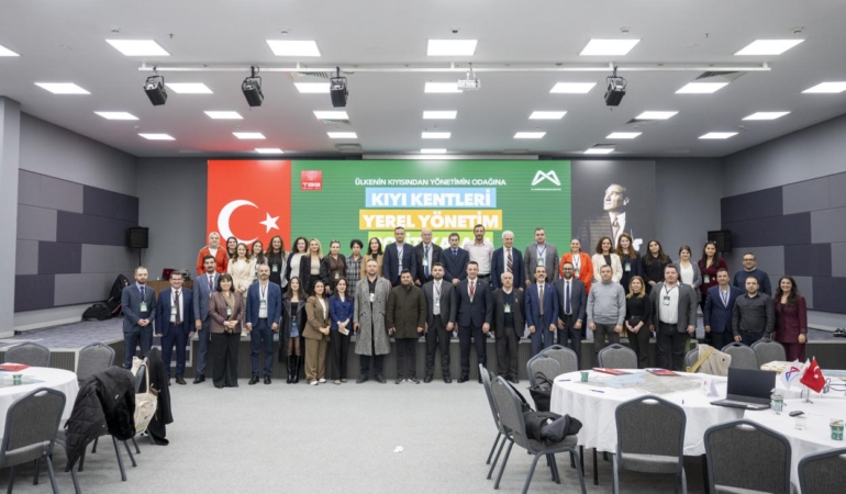 mersin-buyuksehirin-ev-sahipliginde-kiyi-kentleri-calistayi-duzenlendi-1-59808320260326111418.jpg