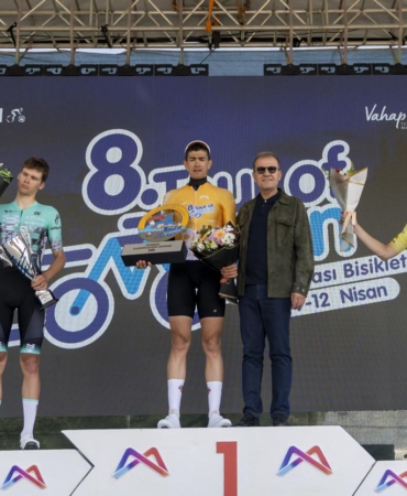 8-tour-of-mersin-uluslararasi-bisiklet-turu-heyecan-dolu-finali-ile-sona-erdi-8-46065320260412164122.jpeg