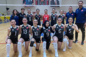 kadin_voleybol_takimi_2.jpg