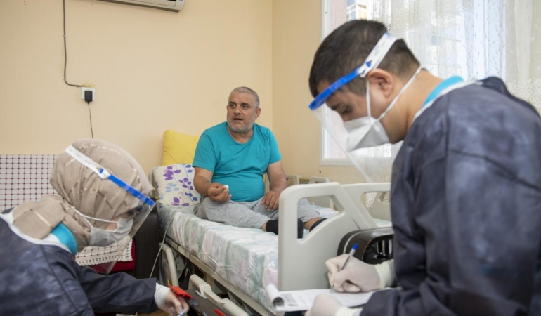 mersinde-sosyal-destek-agi-buyuyor-mersin-buyuksehir-ile-binlerce-aileye-umut-olunuyor-9-60266720260.jpeg