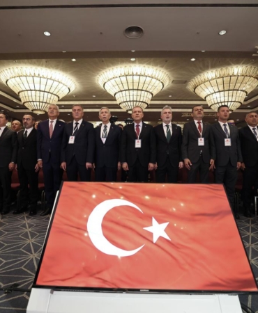 baskan-secer-turkiye-belediyeler-birligi-meclis-toplantisina-katildi-1-81844420260502142831.jpeg