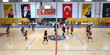 genclerin-bayrami-mersin-buyuksehirin-turnuvasi-ile-taclandi-6jpg-66228020260520092608.jpg