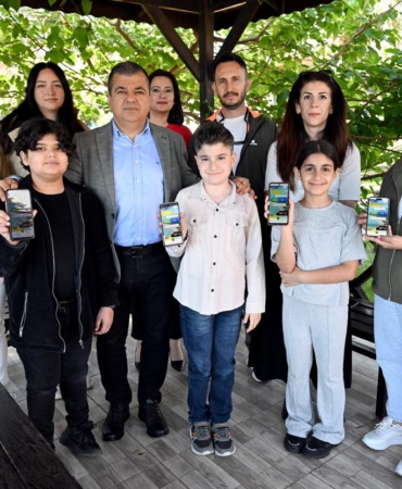 mersin-buyuksehir-belediyesi-cevresin-mobil-uygulamasini-kullanima-sundu-1jpg-66173620260428091109.j.jpeg