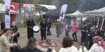 mersin-buyuksehir-ile-bu-yil-da-hidirellez-coskuyla-kutlandi-6-87295120260506091202.jpg