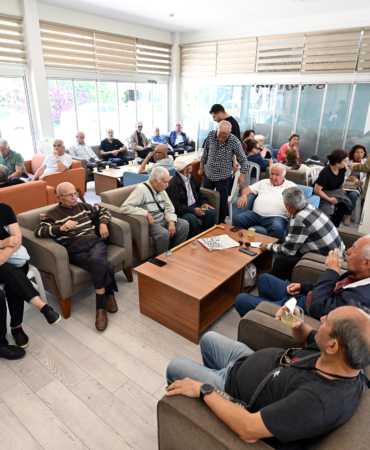 mersin-buyuksehirin-emekli-evinde-bayram-bulusmasi-7jpg-93373120260525085420.jpg