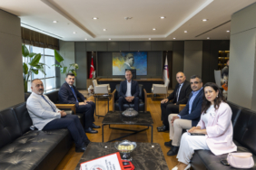 sehit-aileleri-ve-malul-gaziler-dernegi-baskan-seceri-ziyaret-etti-1-42581220260518161254.jpg