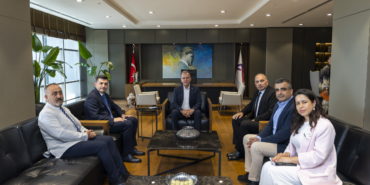 sehit-aileleri-ve-malul-gaziler-dernegi-baskan-seceri-ziyaret-etti-1-42581220260518161254.jpg