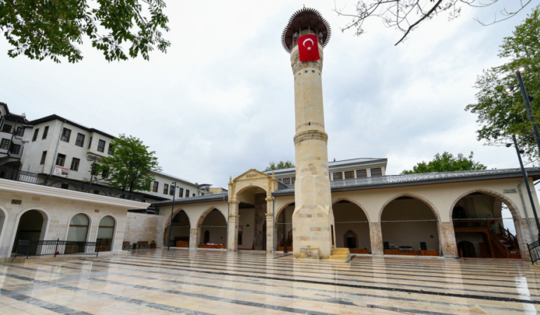 ulu_camii_3.jpg