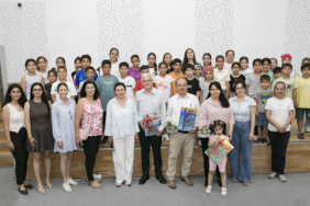 mersin-buyuksehir-dunya-cocuk-isciligiyle-mucadele-gununde-cocuk-haklarina-dikkat-cekti-1-7969492026.jpeg