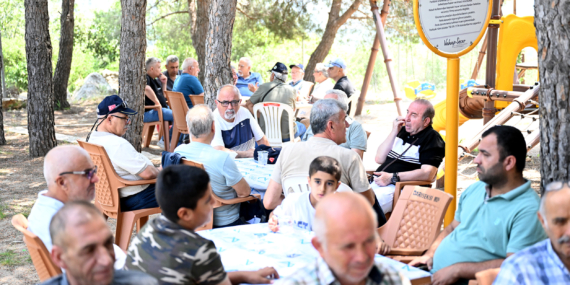 mersin-buyuksehirden-babalar-gununde-vefa-ornegi-1jpg-18141920260621094741.jpg