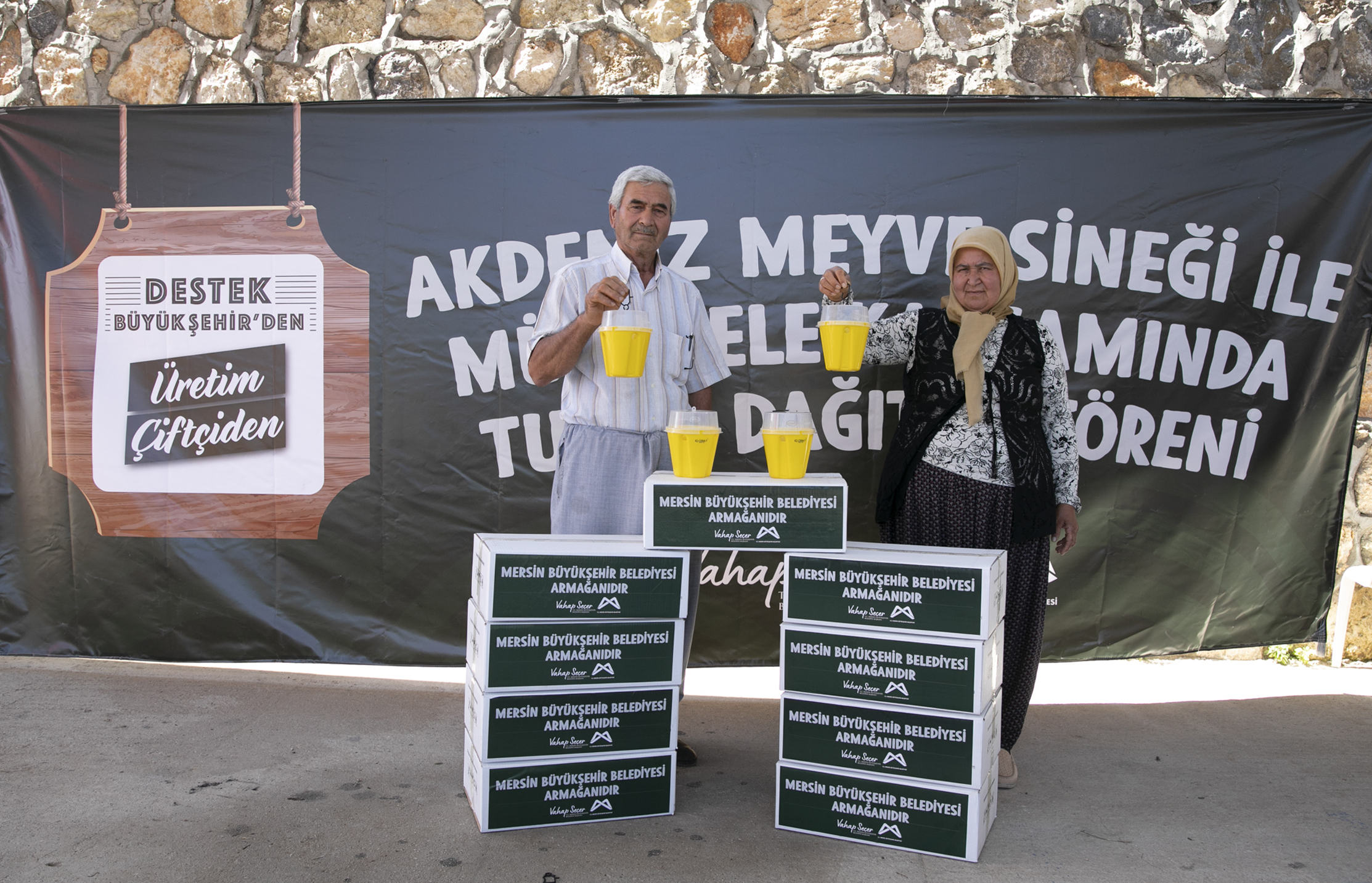 mersin-buyuksehir-akdeniz-meyve-sinegi-ile-mucadele-ediyor-1-36307920260721101954.jpg