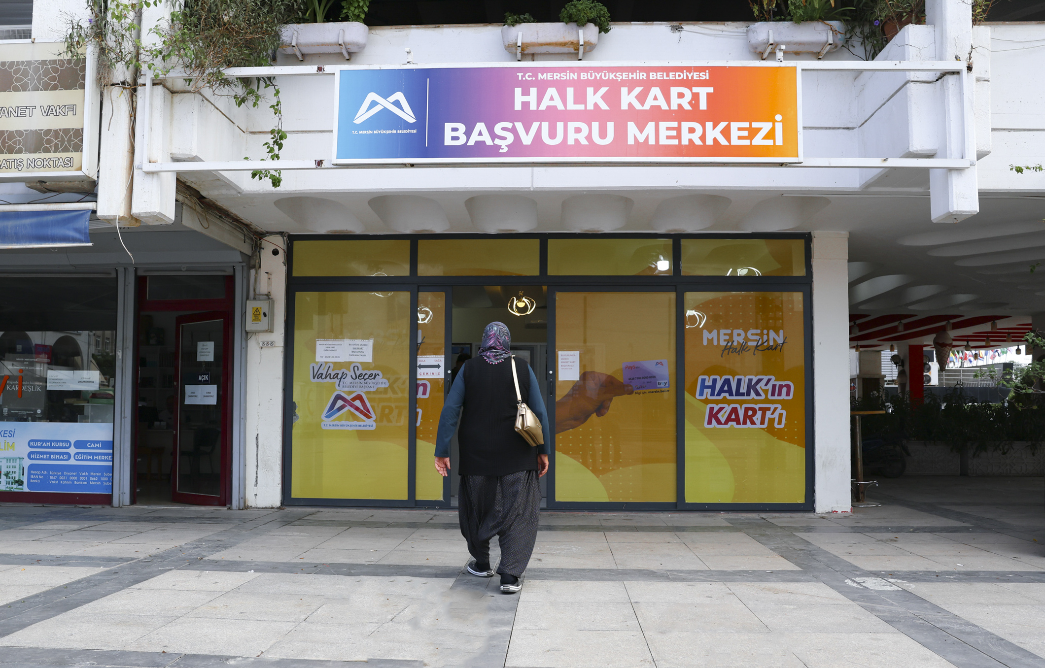 buyuksehirin-halk-kart-uygulamasi-yuzleri-gulduruyor-1-28199820261021090225.jpg